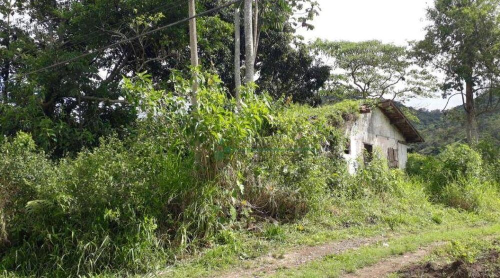 Loteamento e Condomínio, 2000 m² - Foto 2