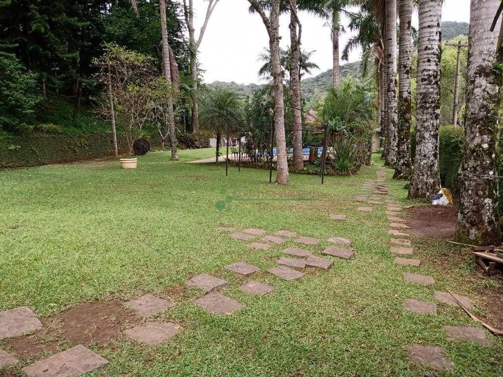 Casa, 3 quartos, 286 m² - Foto 23