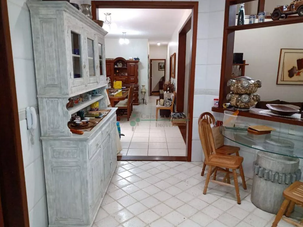 Casa, 3 quartos, 286 m² - Foto 37