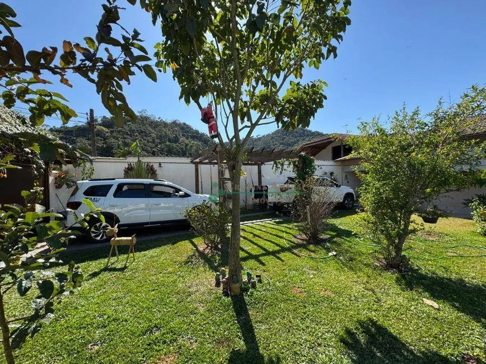 Casa, 4 quartos, 180 m² - Foto 12