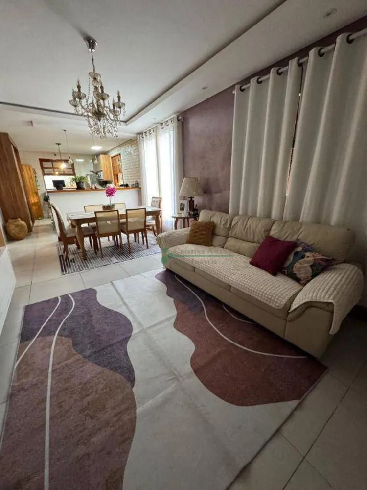 Casa, 4 quartos, 180 m² - Foto 4