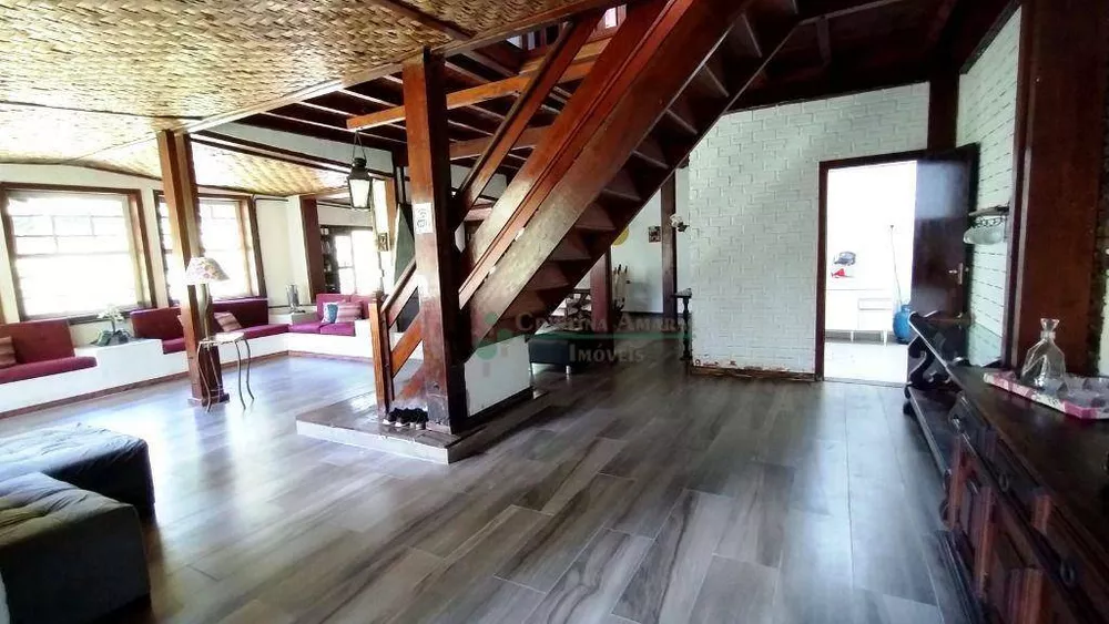 Casa, 10 quartos, 327 m² - Foto 13