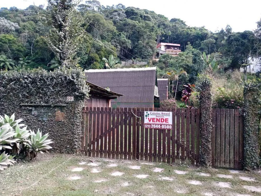 Casa de Condomínio à venda com 1 quarto, 100m² - Foto 2