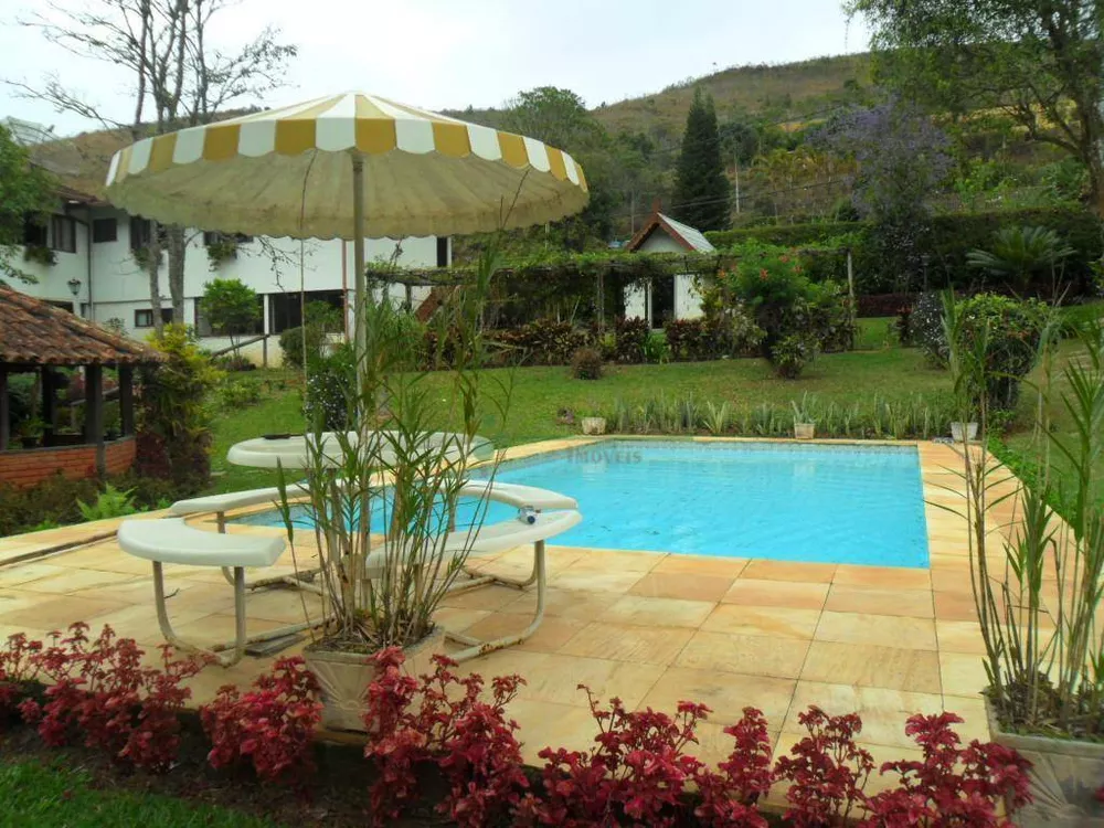 Casa, 6 quartos, 560 m² - Foto 1