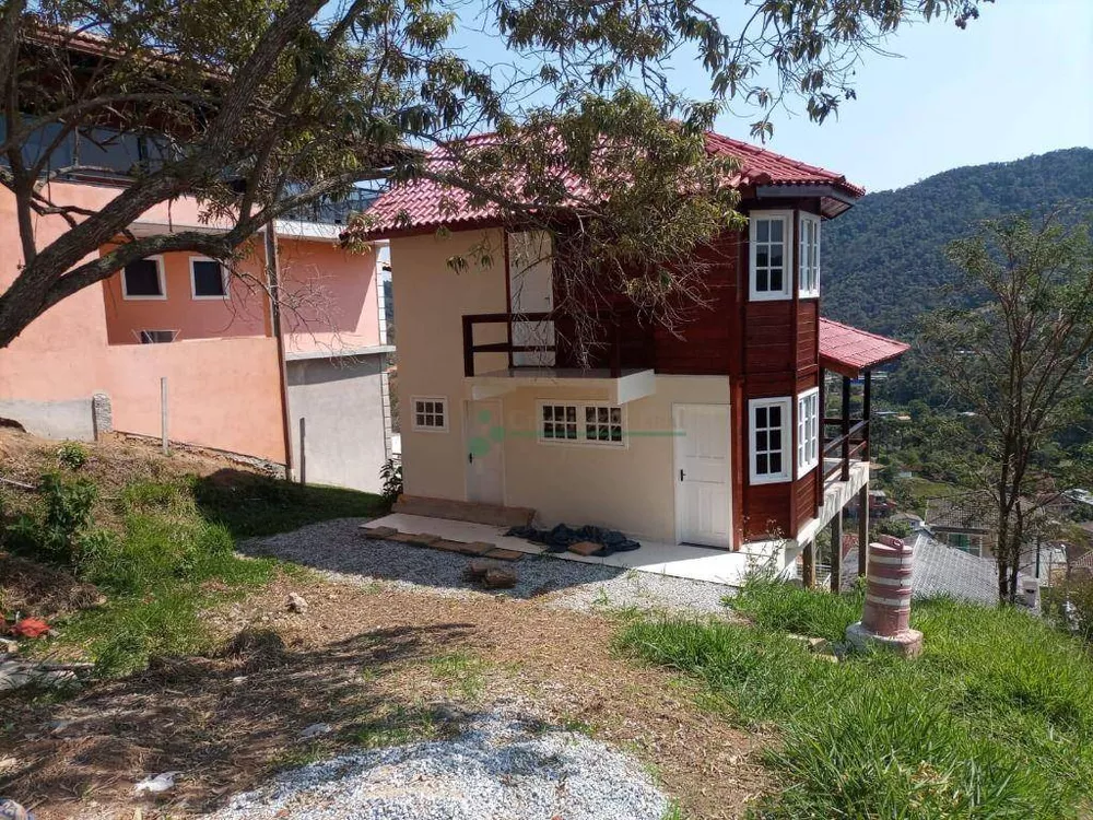 Casa de Condomínio à venda com 3 quartos, 90m² - Foto 2