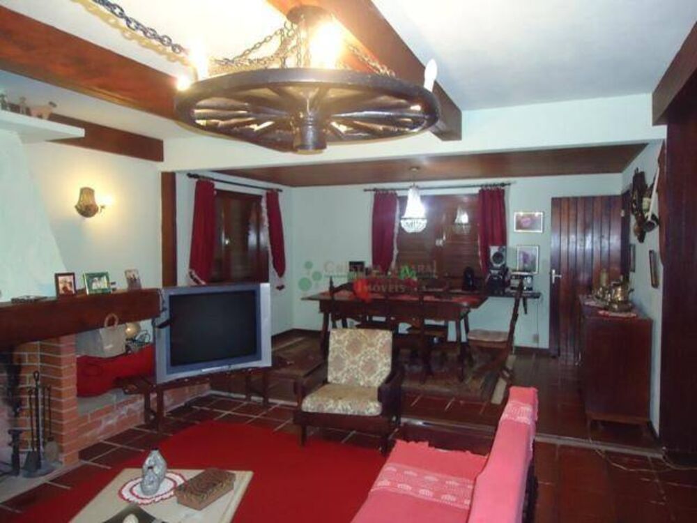 Casa, 5 quartos, 282 m² - Foto 1