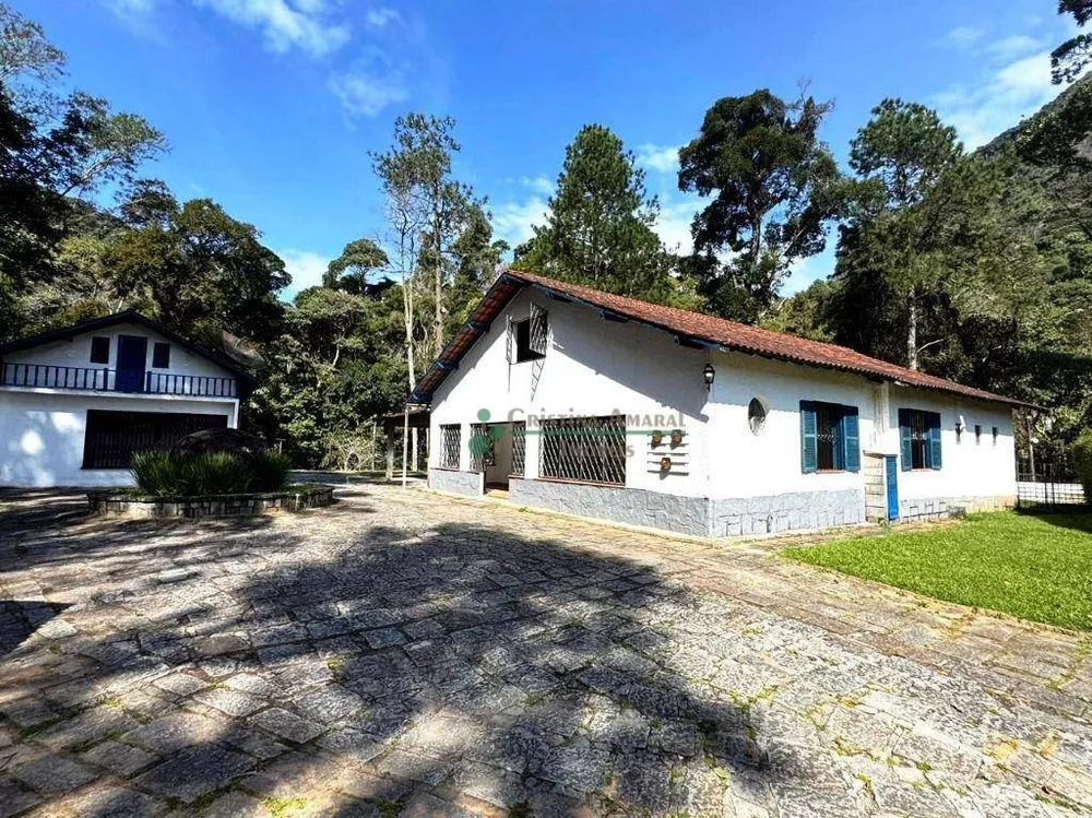 Casa, 3 quartos, 253 m² - Foto 3