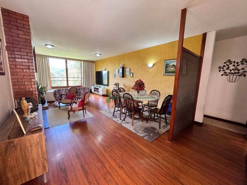 Casa, 4 quartos, 263 m² - Foto 2