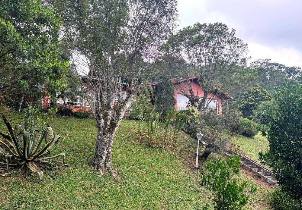 Casa, 3 quartos, 305 m² - Foto 1