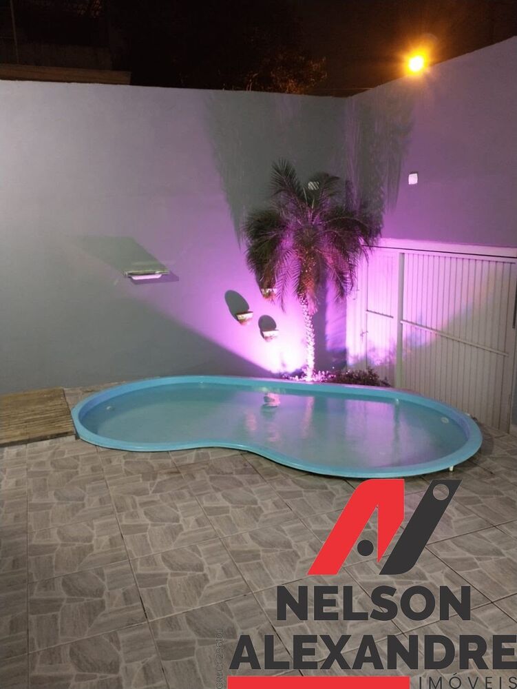 Casa, 2 quartos, 181 m² - Foto 1
