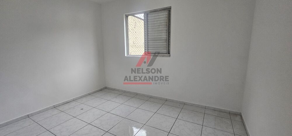 Apartamento para alugar com 2 quartos, 65m² - Foto 7