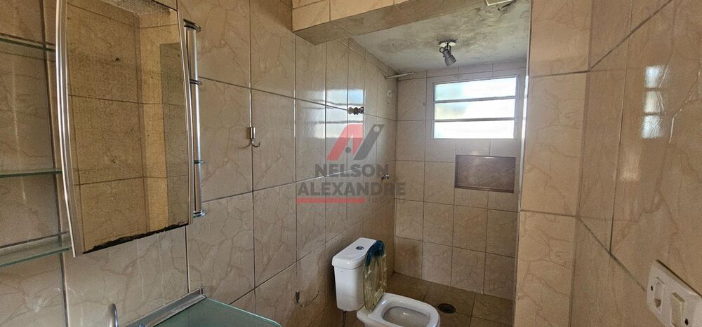 Casa à venda com 2 quartos, 121m² - Foto 5