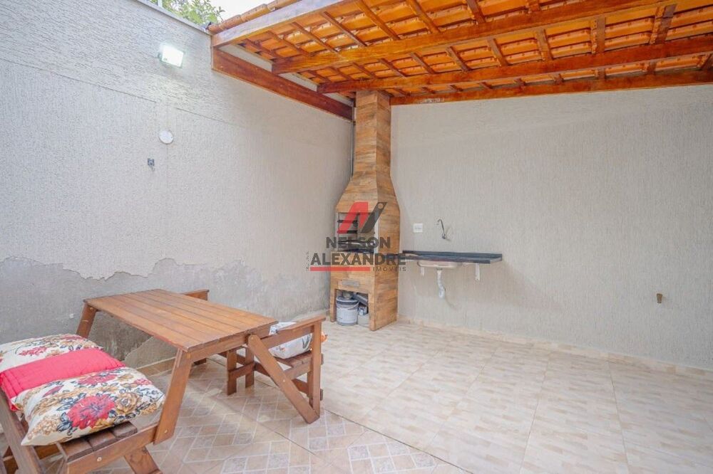 Casa, 3 quartos - Foto 1