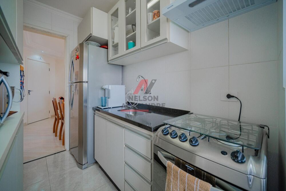 Apartamento à venda com 2 quartos, 48m² - Foto 33