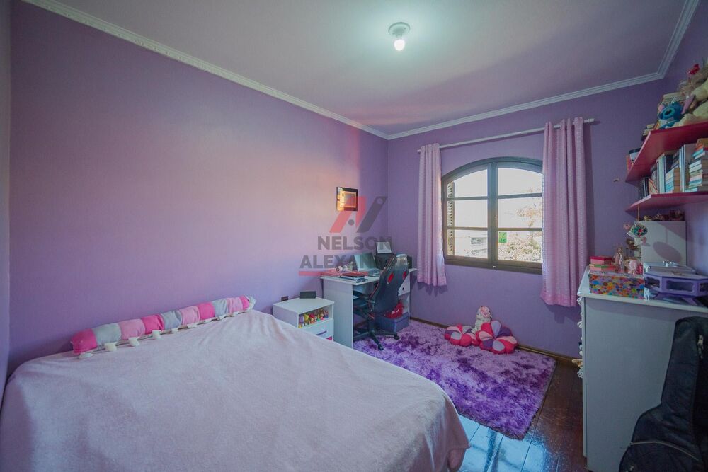 Sobrado, 3 quartos, 214 m² - Foto 2