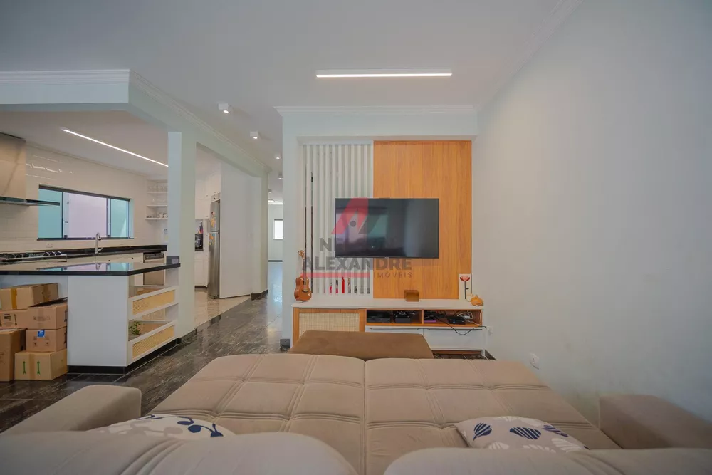 Casa, 3 quartos, 268 m² - Foto 4