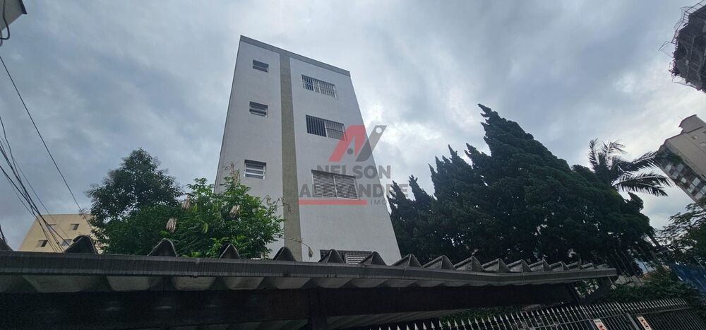 Apartamento à venda com 2 quartos, 76m² - Foto 1