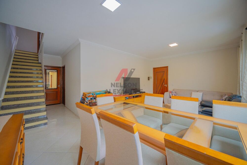 Casa, 3 quartos, 184 m² - Foto 2