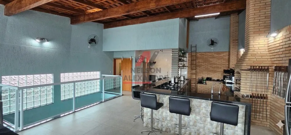 Casa, 2 quartos, 169 m² - Foto 1