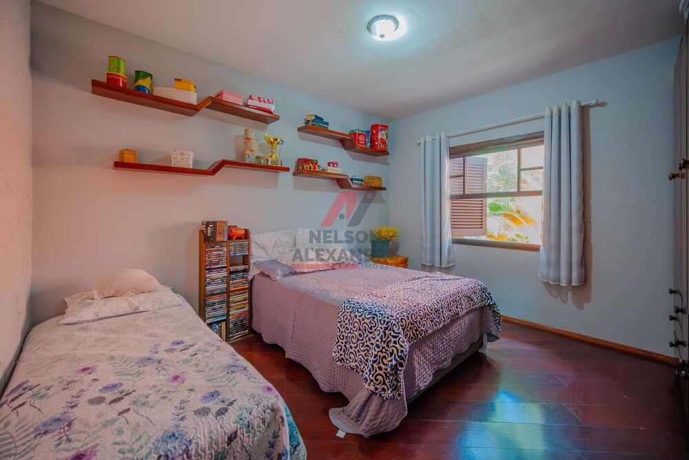 Casa, 3 quartos, 388 m² - Foto 2