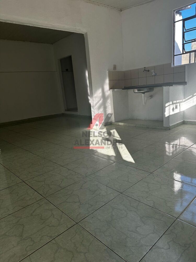 Casa para alugar com 1 quarto, 42m² - Foto 3