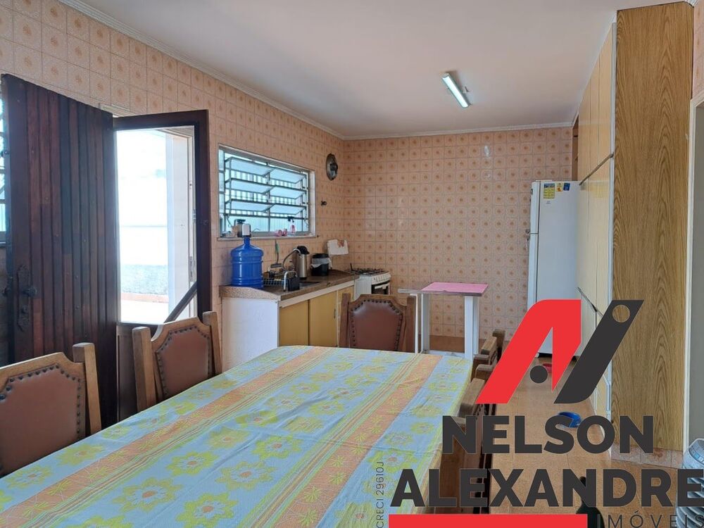 Casa, 3 quartos, 250 m² - Foto 10