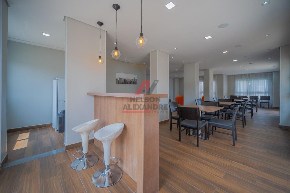 Apartamento à venda com 2 quartos, 45m² - Foto 47