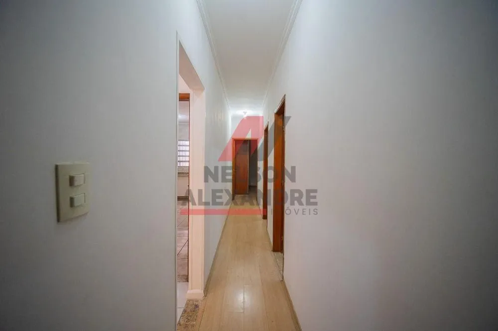Casa, 4 quartos, 250 m² - Foto 9