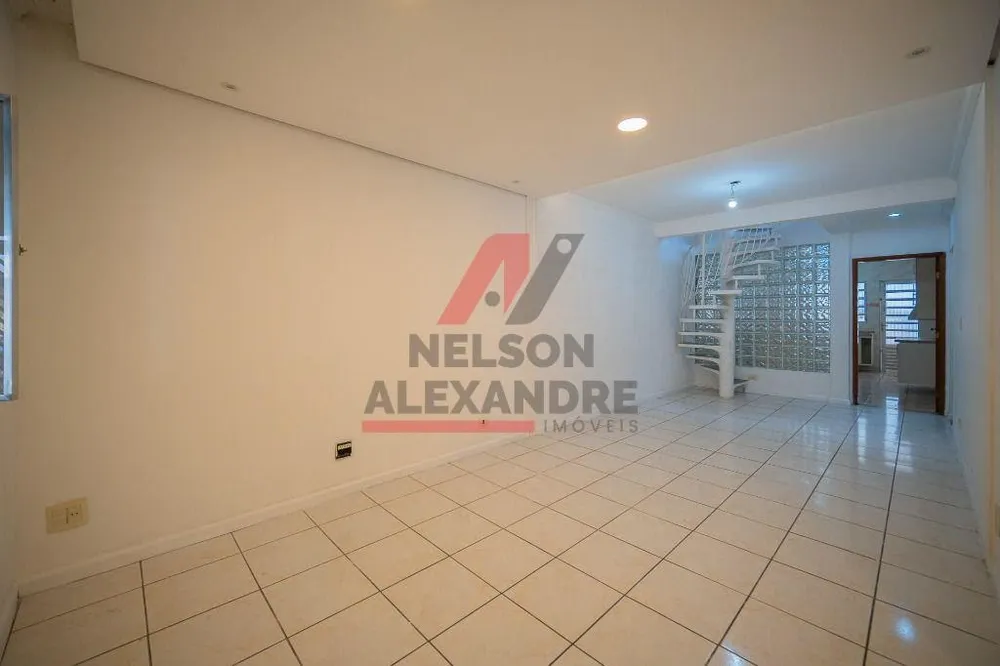 Casa, 4 quartos, 250 m² - Foto 11