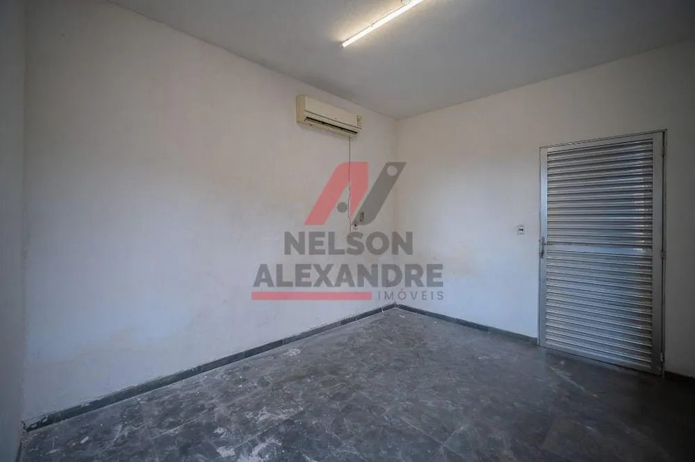 Casa, 4 quartos, 250 m² - Foto 6