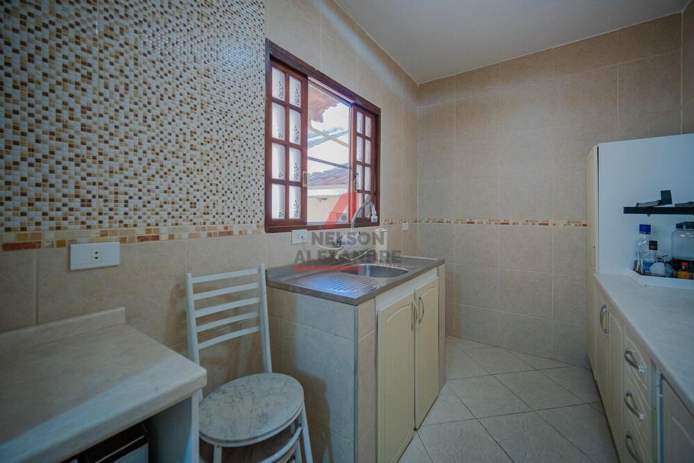 Casa, 3 quartos, 239 m² - Foto 12
