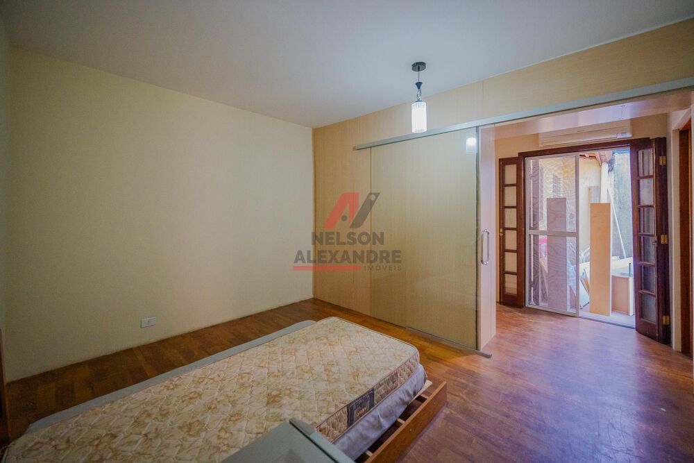 Casa, 3 quartos, 239 m² - Foto 10