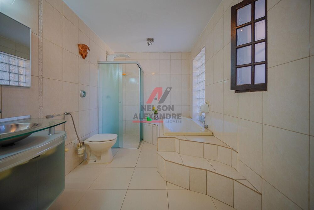 Casa, 3 quartos, 239 m² - Foto 9