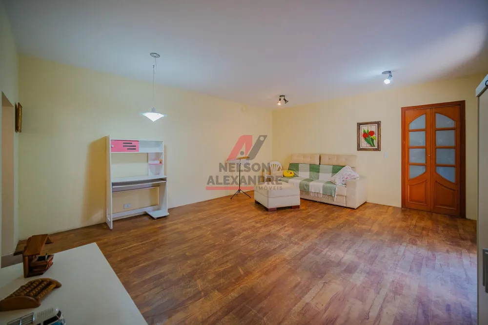 Casa, 3 quartos, 239 m² - Foto 3