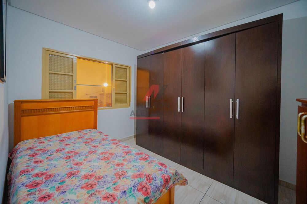 Casa, 3 quartos, 239 m² - Foto 15