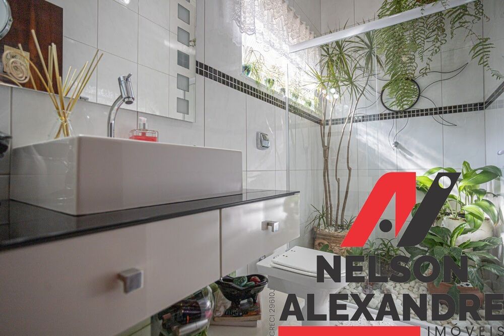 Casa à venda com 2 quartos, 300m² - Foto 45