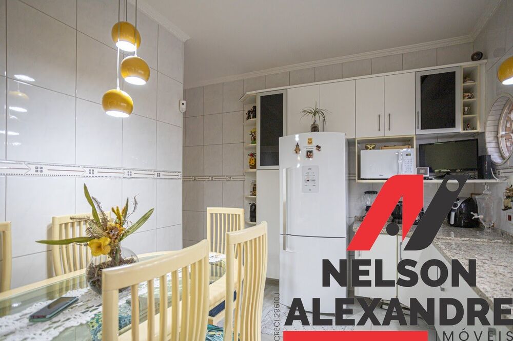 Casa à venda com 2 quartos, 300m² - Foto 41