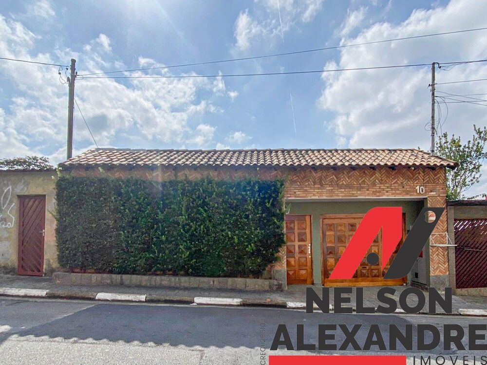 Casa à venda com 2 quartos, 300m² - Foto 1