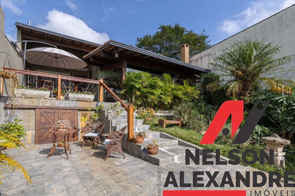 Casa à venda com 2 quartos, 300m² - Foto 17