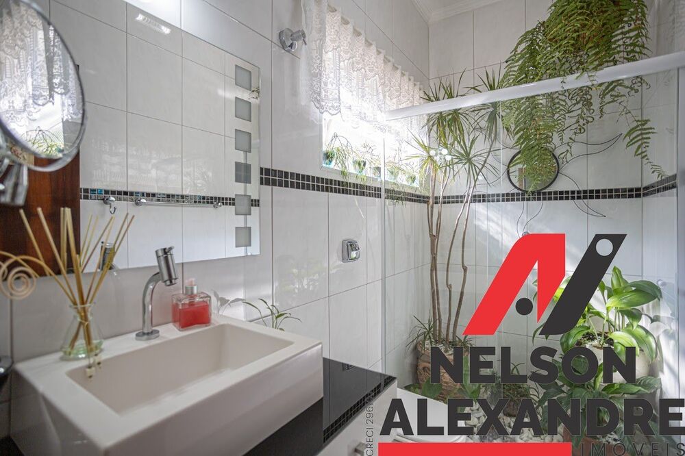 Casa à venda com 2 quartos, 300m² - Foto 44