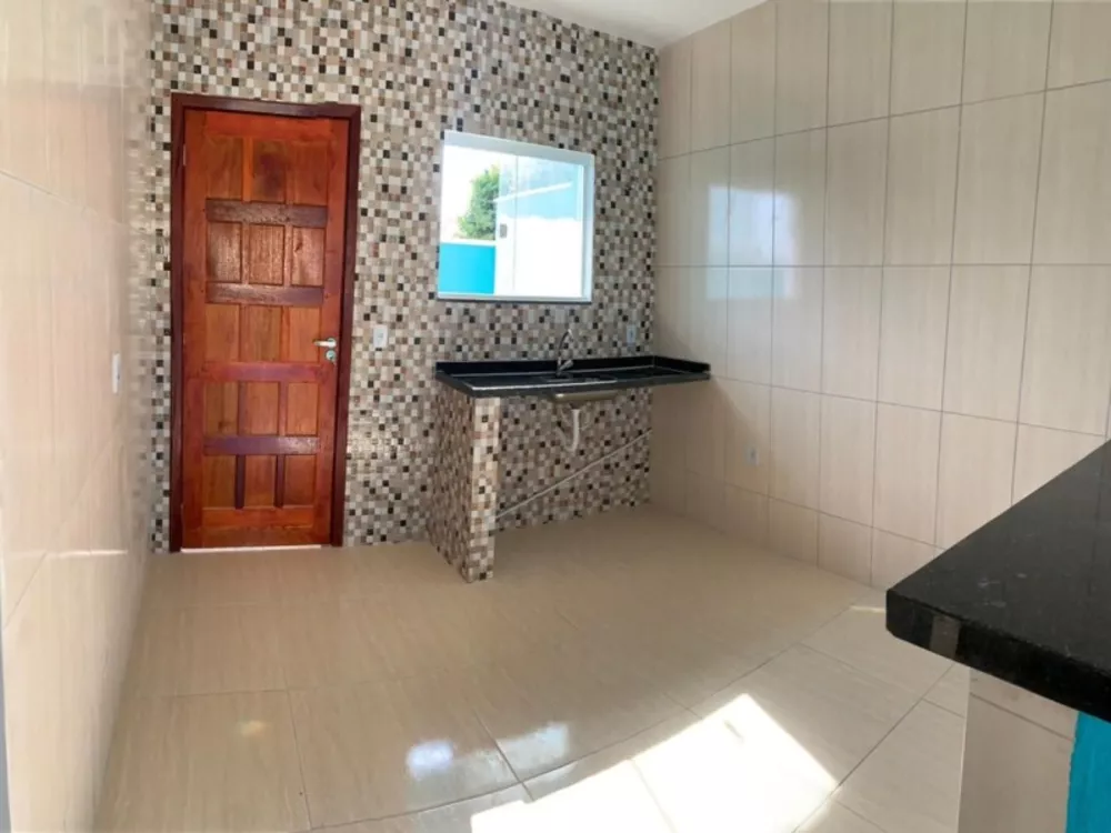 Casa à venda com 2 quartos, 130m² - Foto 4