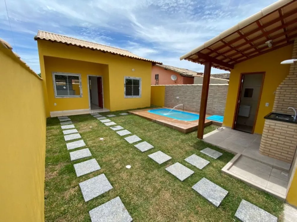 Casa à venda com 2 quartos, 120m² - Foto 1