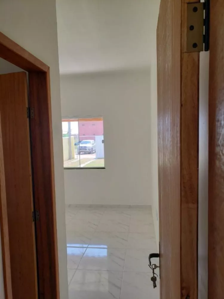 Casa à venda com 2 quartos, 250m² - Foto 4