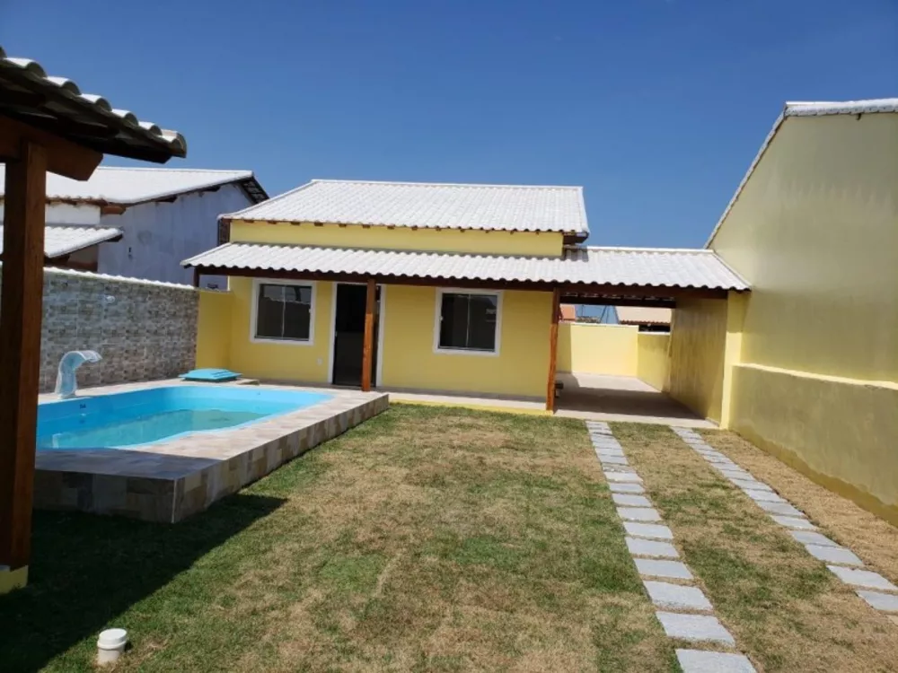 Casa à venda com 2 quartos, 250m² - Foto 1