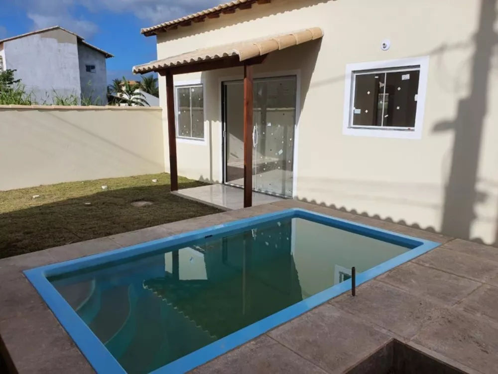 Casa à venda com 2 quartos, 200m² - Foto 1