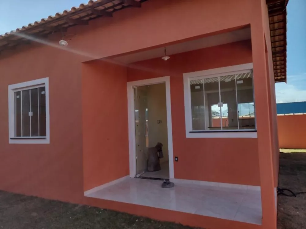 Casa à venda com 2 quartos, 119m² - Foto 1