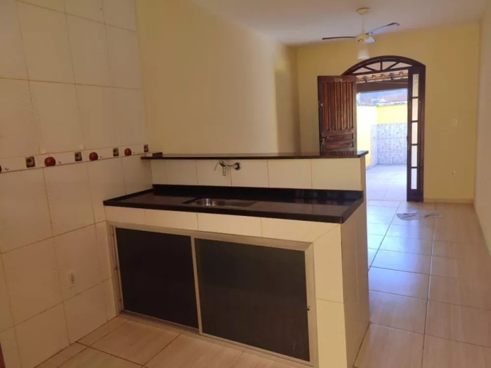 Casa à venda com 2 quartos, 130m² - Foto 4