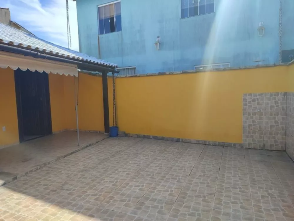 Casa à venda com 2 quartos, 130m² - Foto 3