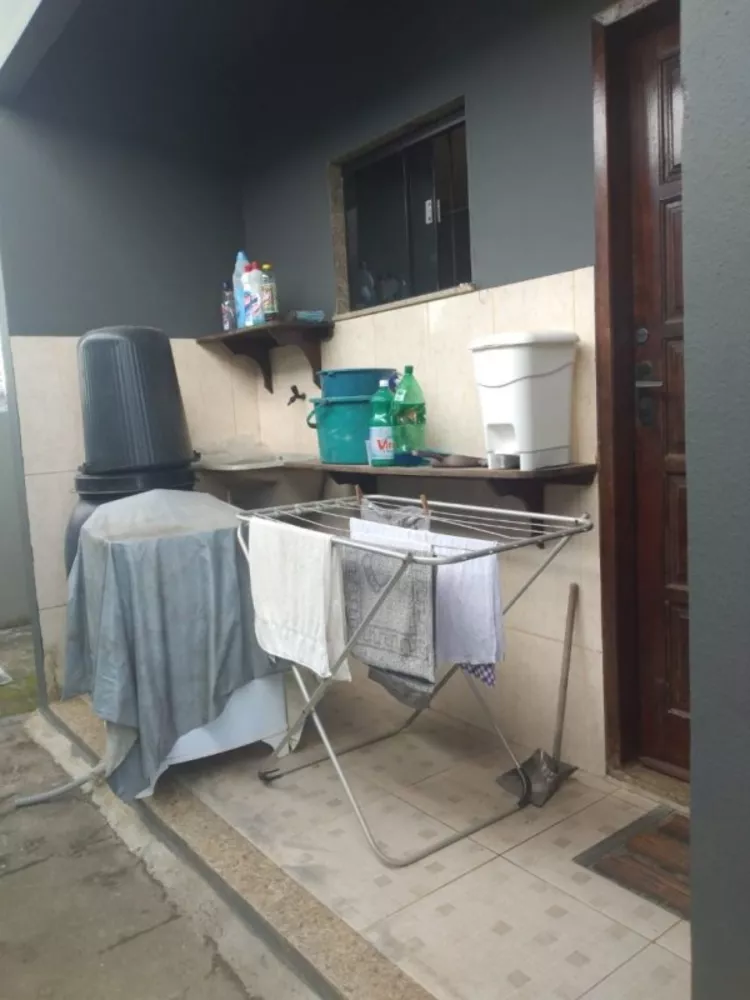 Casa à venda com 2 quartos, 150m² - Foto 3