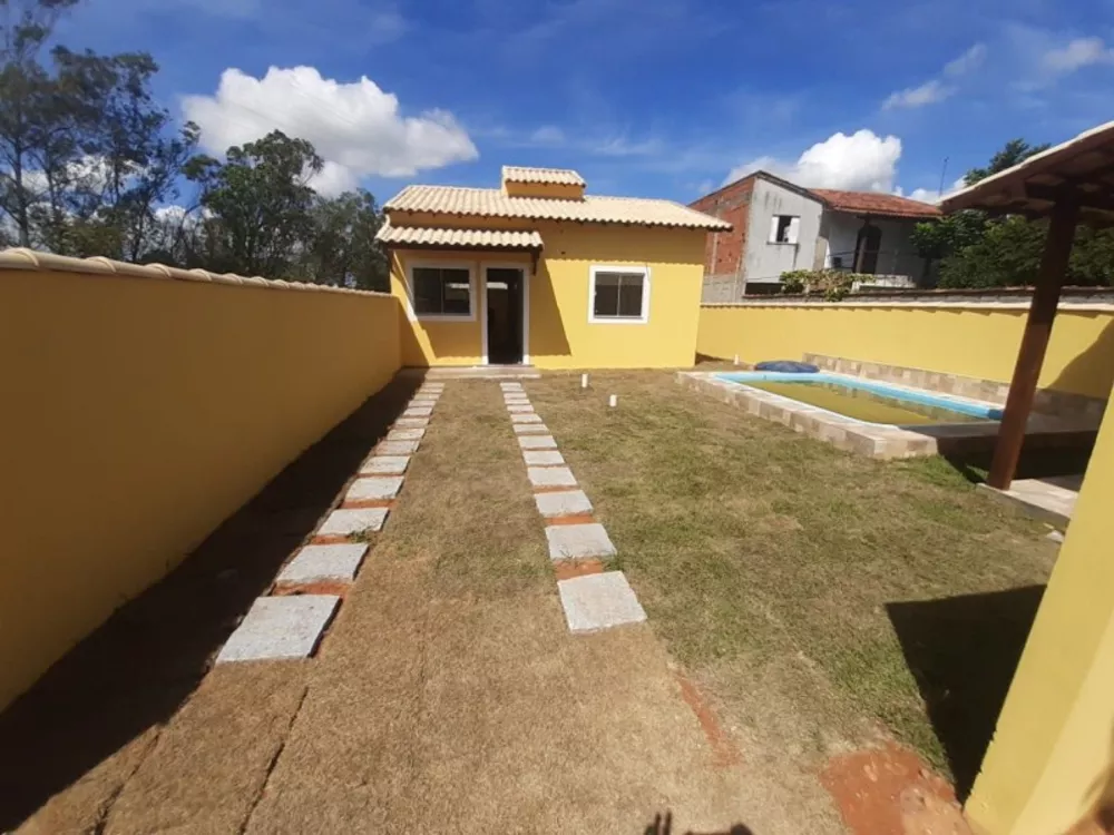 Casa à venda com 2 quartos, 130m² - Foto 2